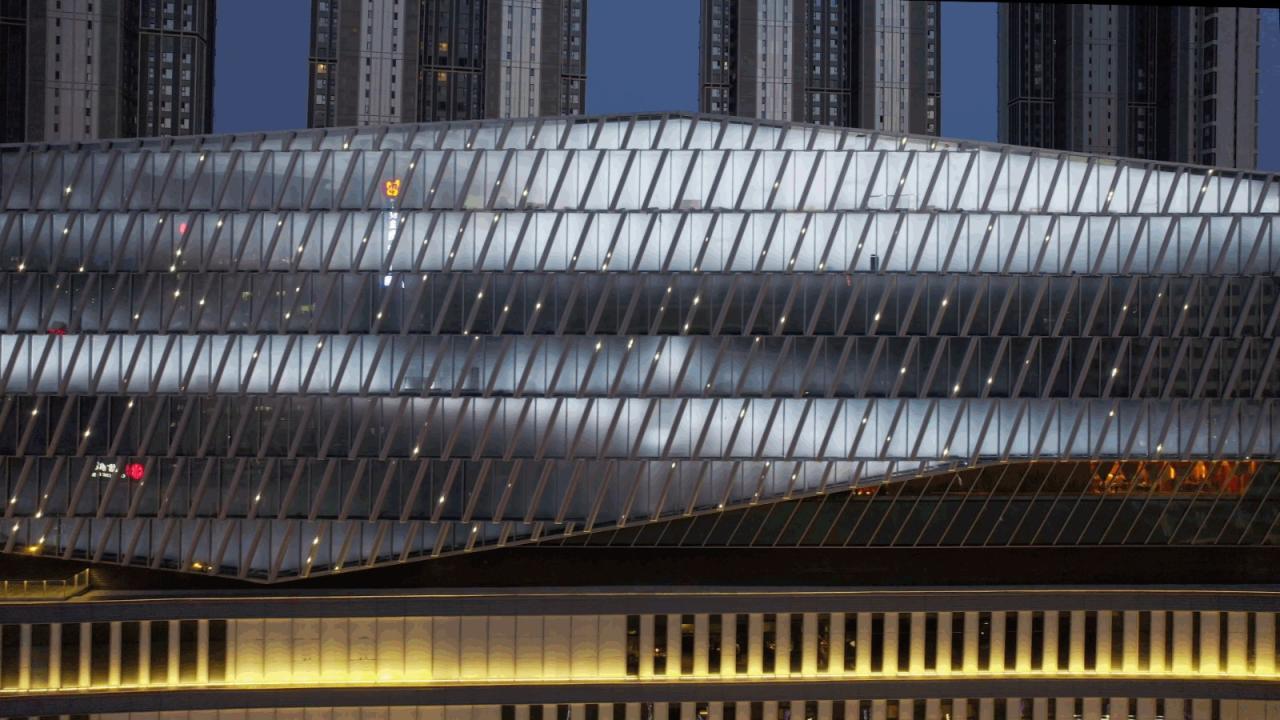 BIM建筑|武汉万象城：“水晶之冠”，光之“万象”/ GD大观国际