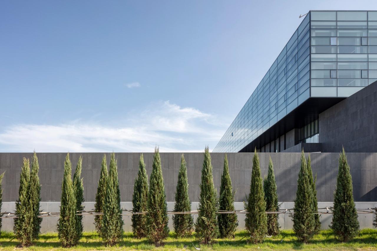 BIM建筑|韩国现代集团全球合作伙伴中心+庆州大学校园区 / Hyunjun Mihn + mp_art architects