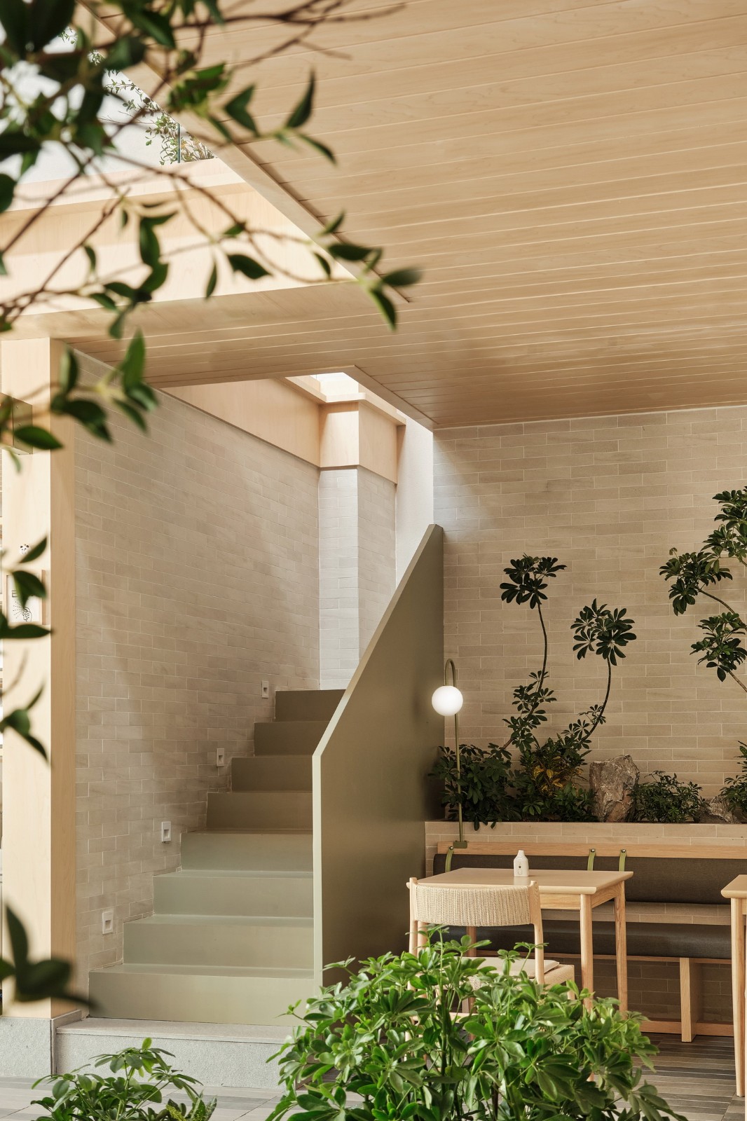 BIM建筑|依地新生的朴素之诗：观点蔬房 / TRIOSTUDIO 三厘社