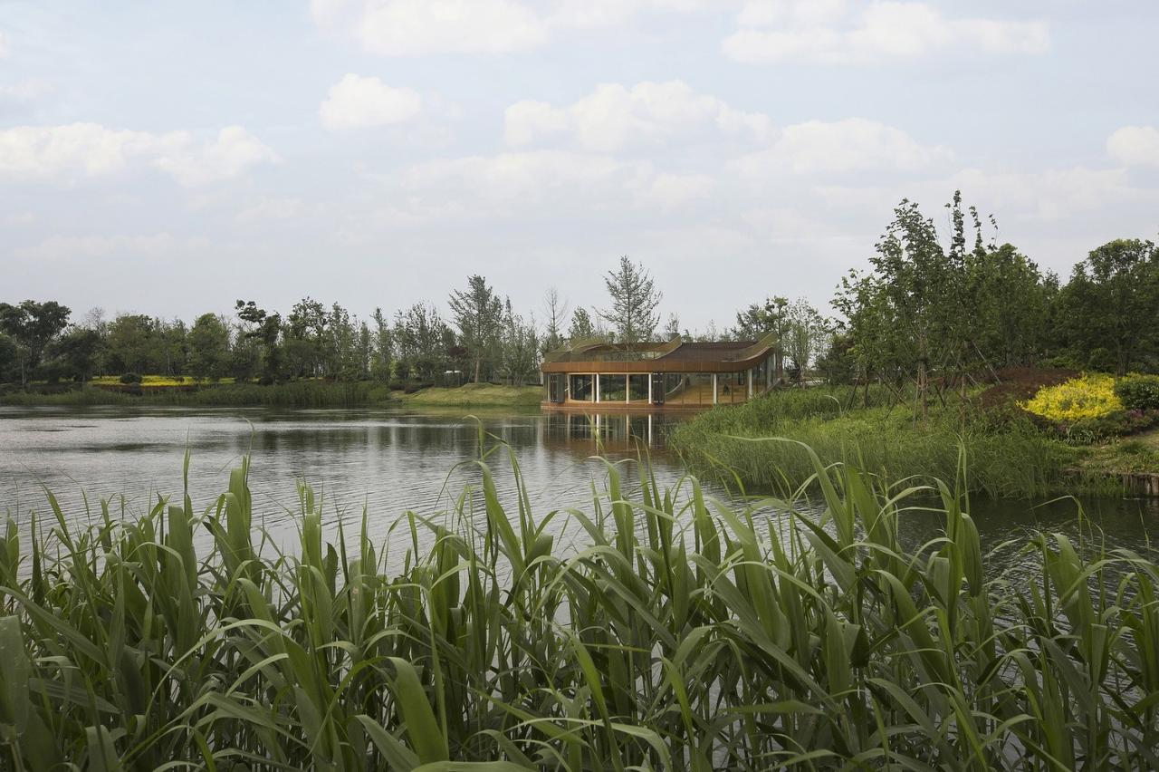 BIM建筑|湖畔剧场 / 禾下建筑社 + MADAM