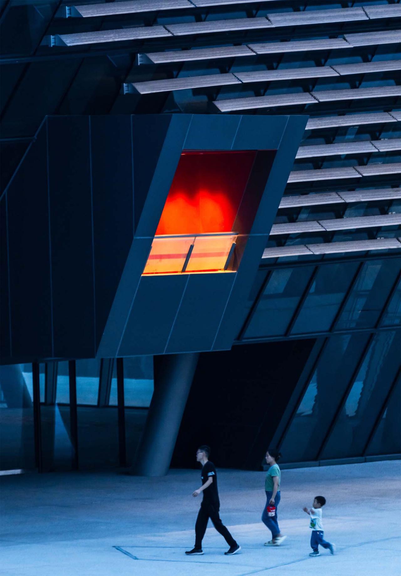 BIM建筑|成都天府路演艺术中心 / 天仝建筑