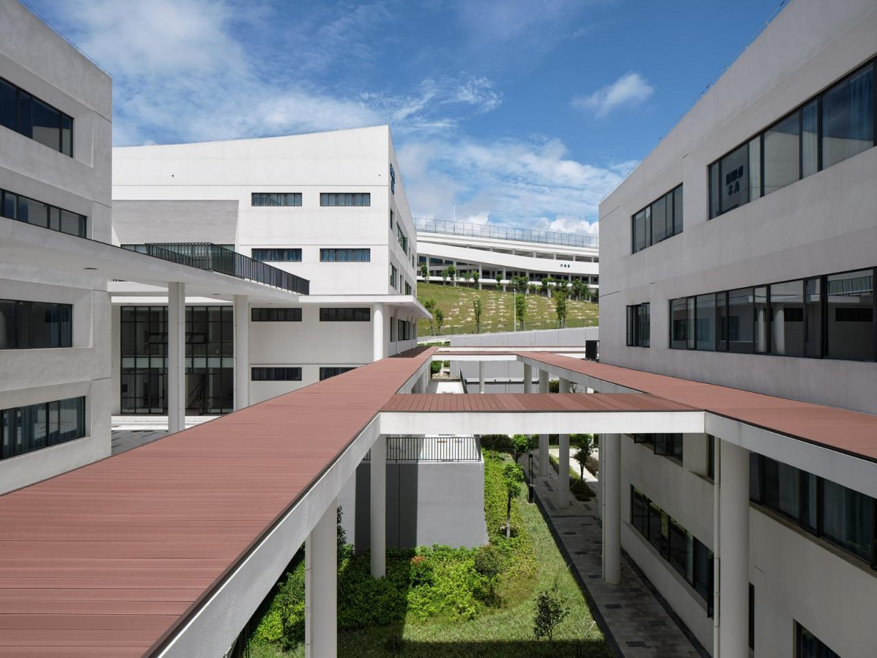 BIM建筑|汕头幼师职业教育学校 / 立木设计