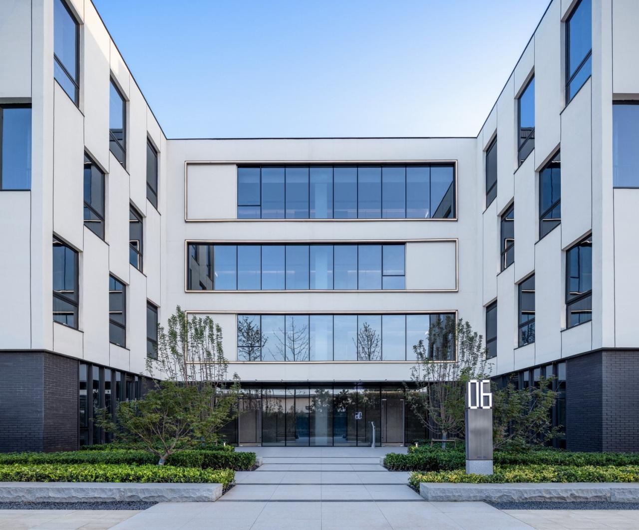 BIM建筑|南京紫金山麓首个AI人工智能产业载体 / 三益中国