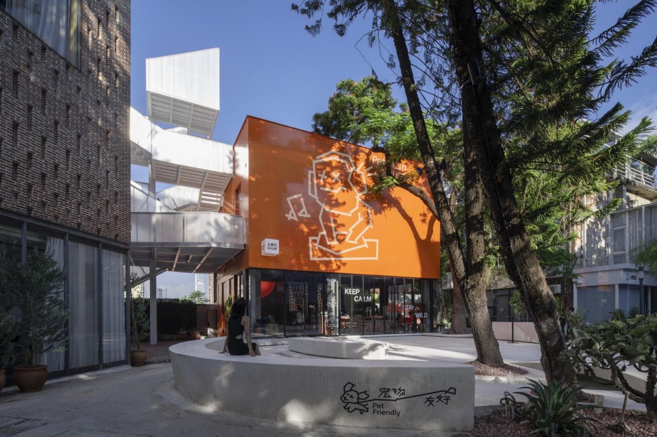 BIM建筑|工业遗址世界里的橙色糖果-未来社HOUSE / Wutopia Lab