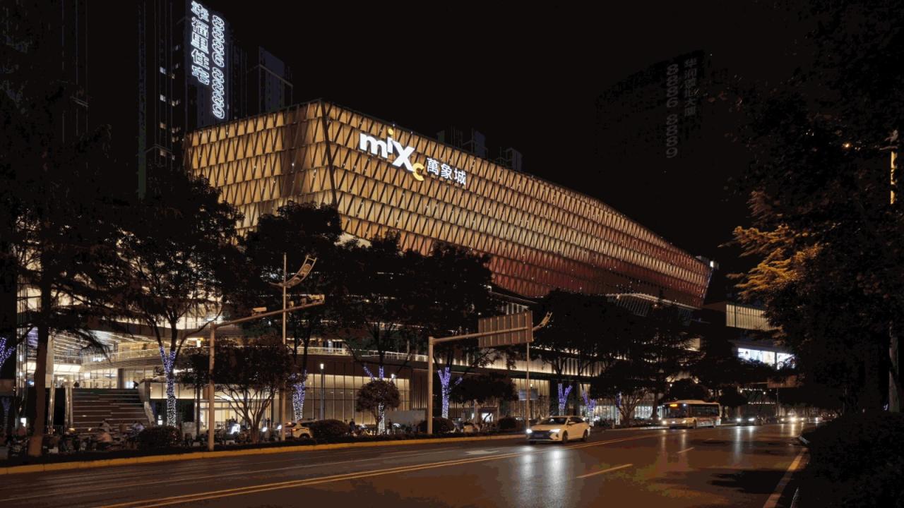 BIM建筑|武汉万象城：“水晶之冠”，光之“万象”/ GD大观国际