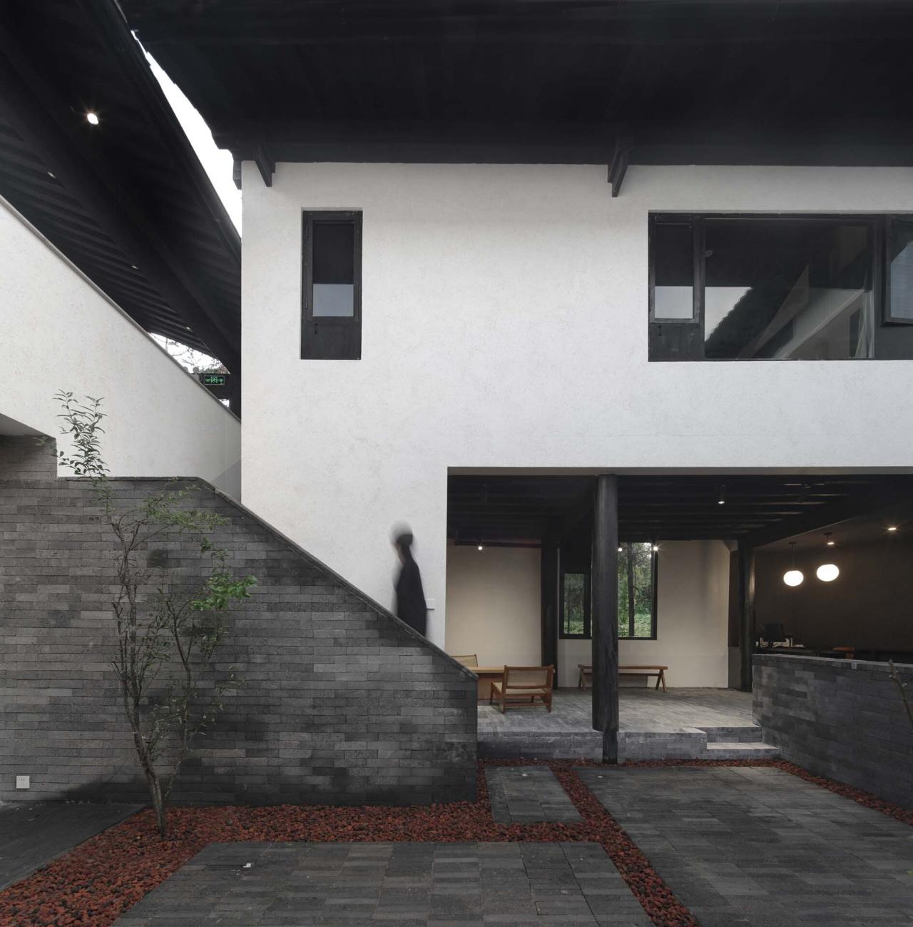 BIM建筑|腾冲叁柒廿壹院子 / 亼建筑