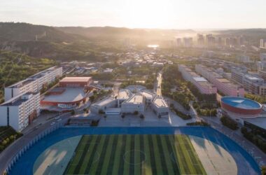 BIM建筑|友兰中学图艺综合楼 / WAU建筑事务所-BIM建筑网