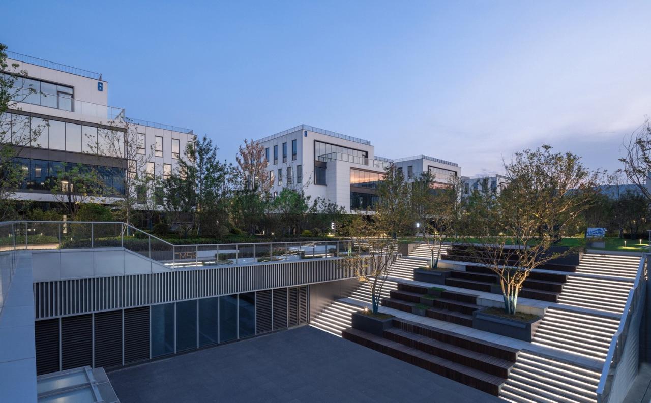 BIM建筑|南京紫金山麓首个AI人工智能产业载体 / 三益中国