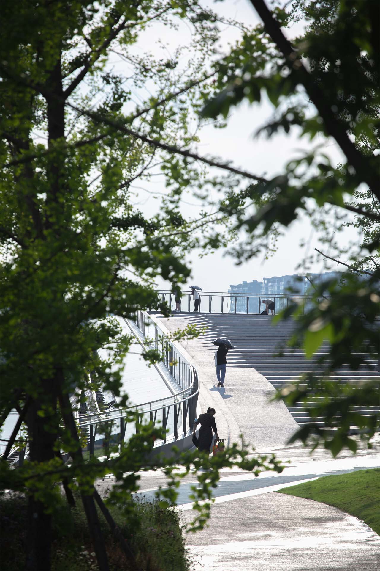 BIM建筑|成都天府路演艺术中心 / 天仝建筑