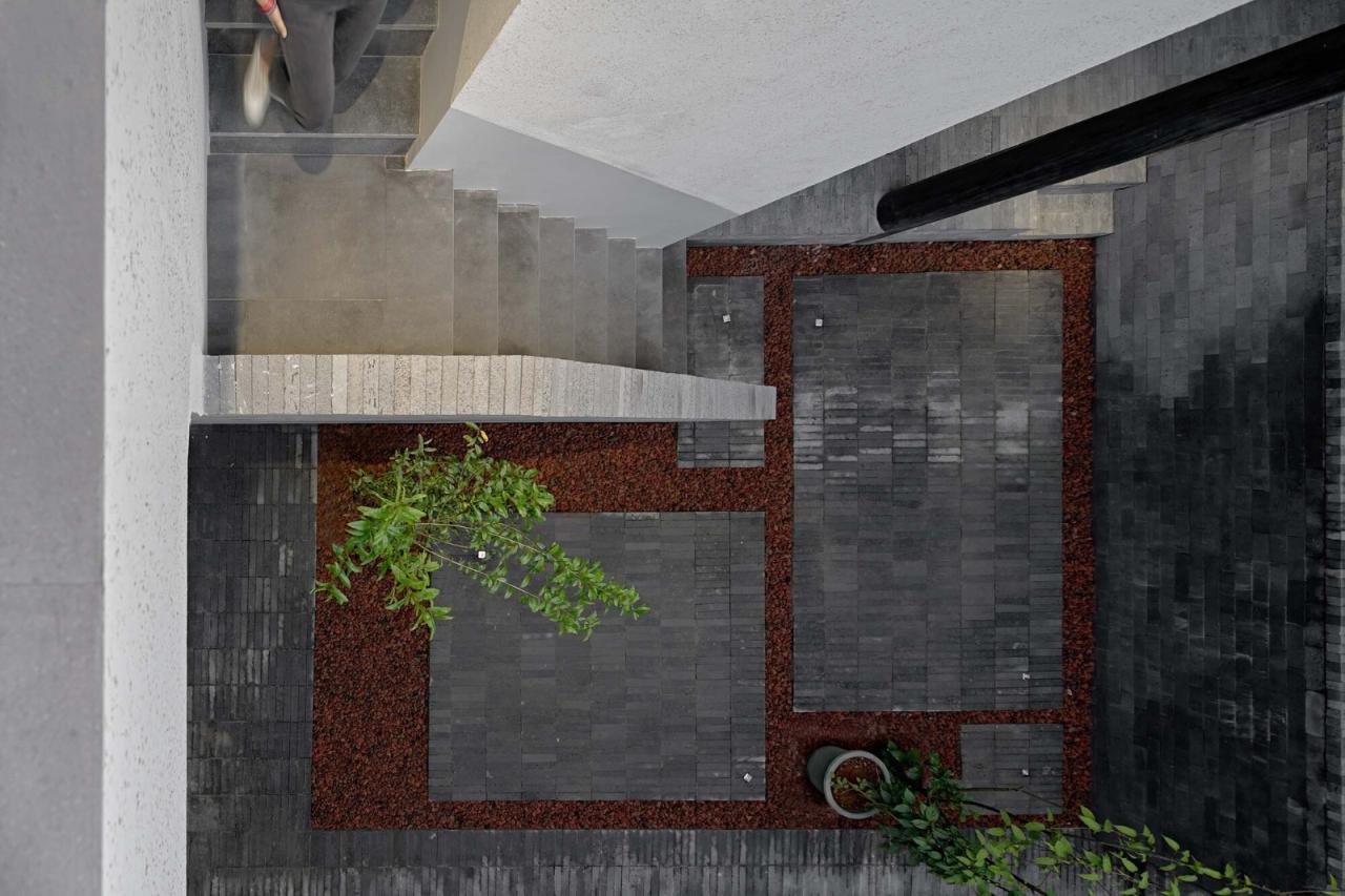 BIM建筑|腾冲叁柒廿壹院子 / 亼建筑