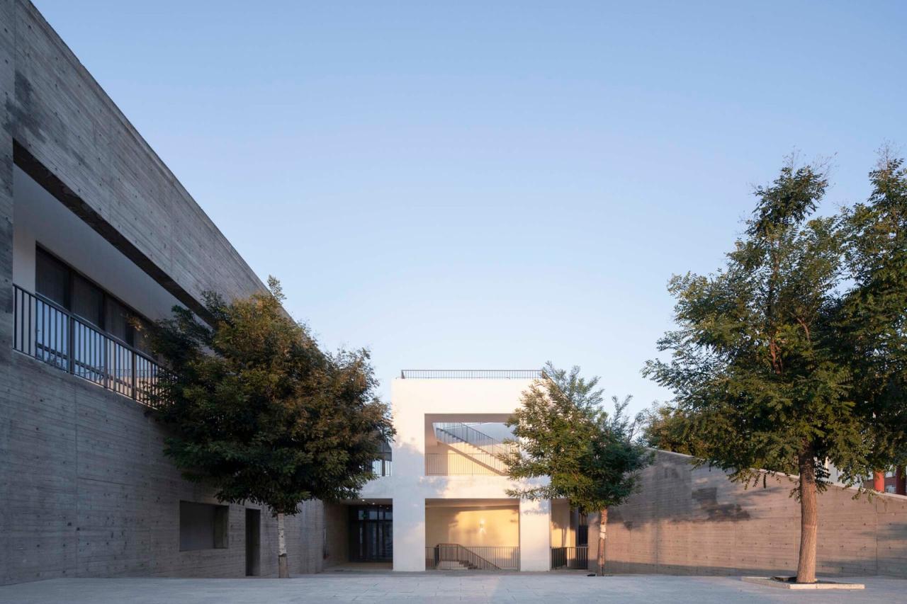 BIM建筑|友兰中学图艺综合楼 / WAU建筑事务所