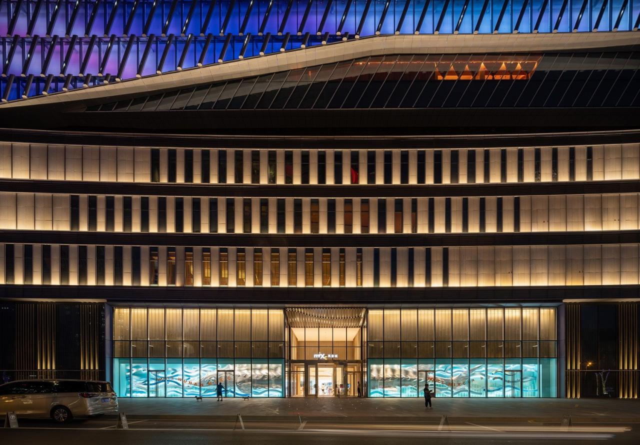 BIM建筑|武汉万象城：“水晶之冠”，光之“万象”/ GD大观国际