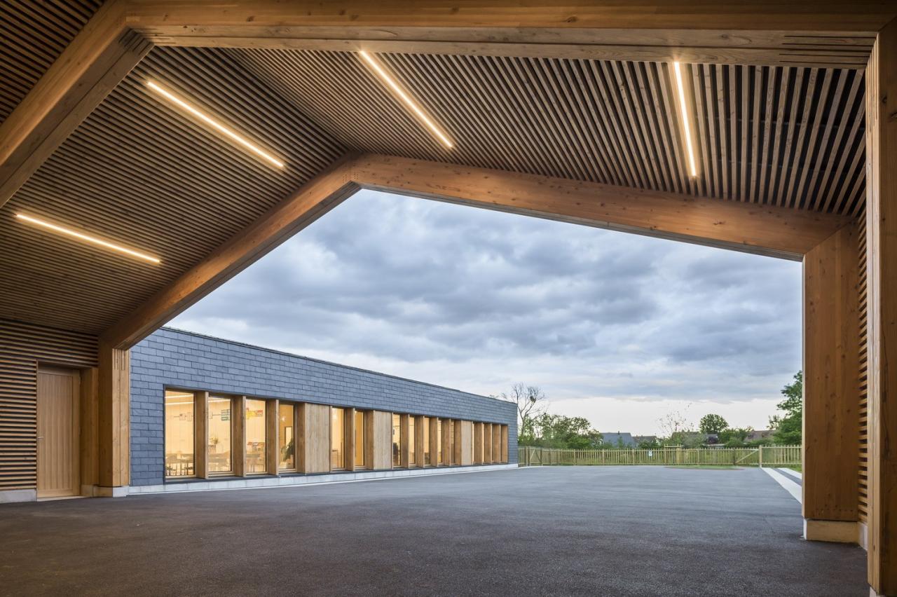 BIM建筑|Les Coteaux Fleuris 学校 / HEMAA Architectes + Hesters Oyon