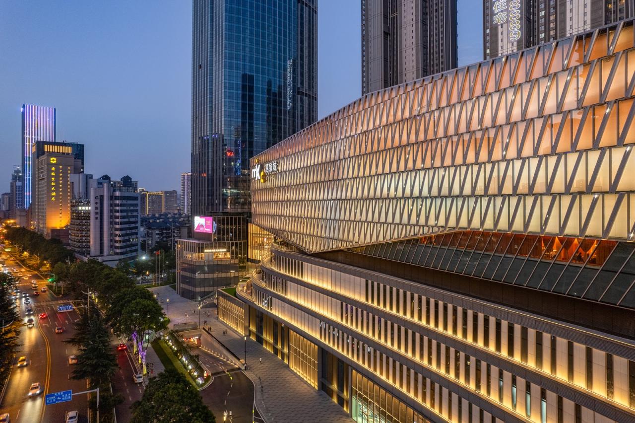 BIM建筑|武汉万象城：“水晶之冠”，光之“万象”/ GD大观国际
