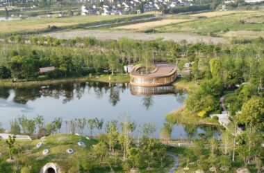 BIM建筑|湖畔剧场 / 禾下建筑社 + MADAM-BIM建筑网