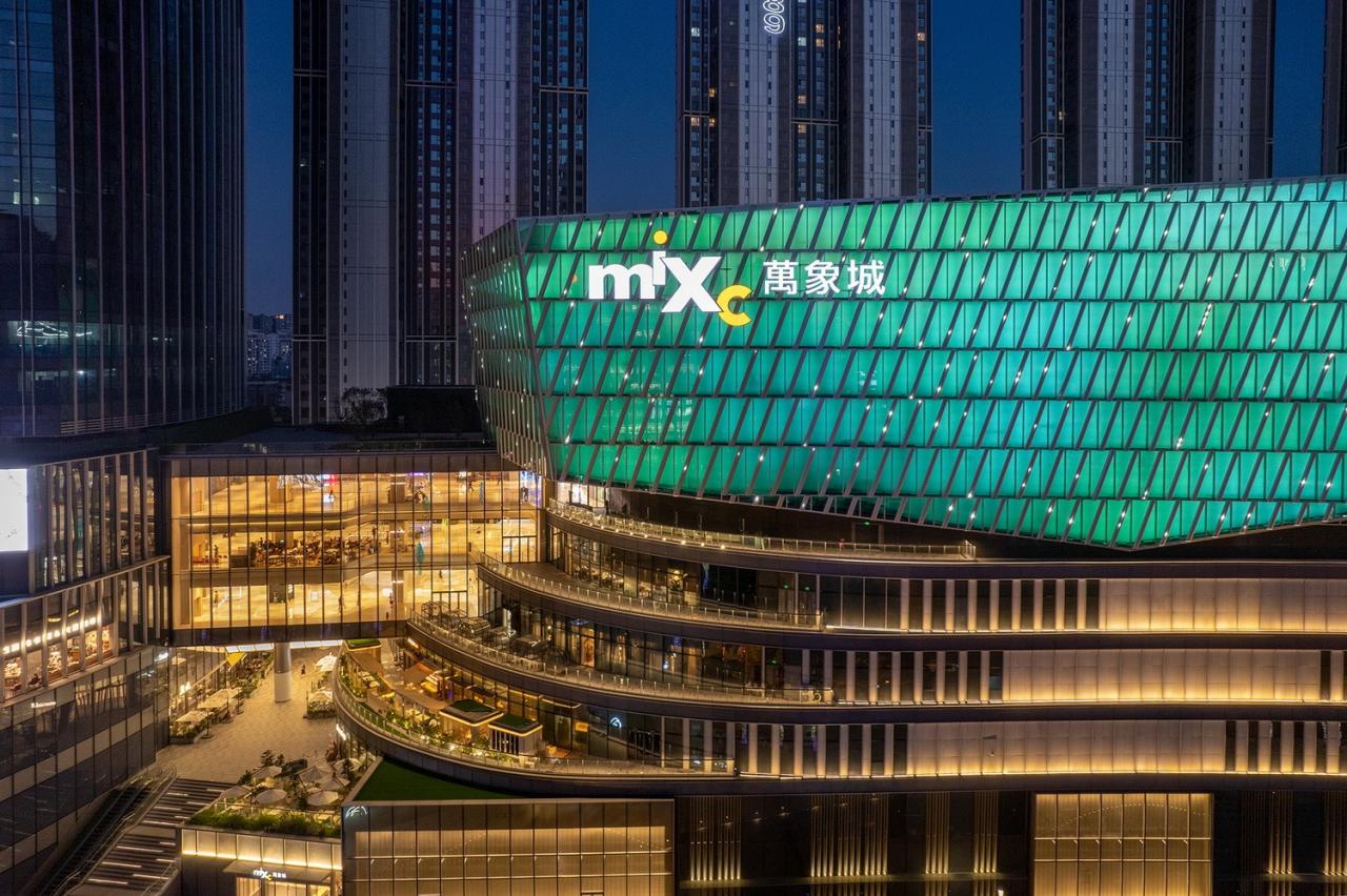 BIM建筑|武汉万象城：“水晶之冠”，光之“万象”/ GD大观国际
