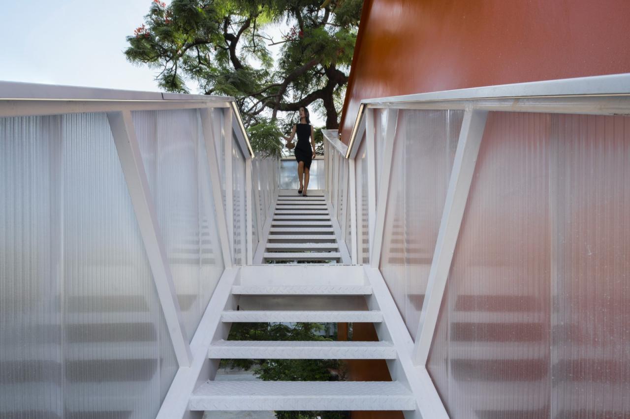 BIM建筑|工业遗址世界里的橙色糖果-未来社HOUSE / Wutopia Lab