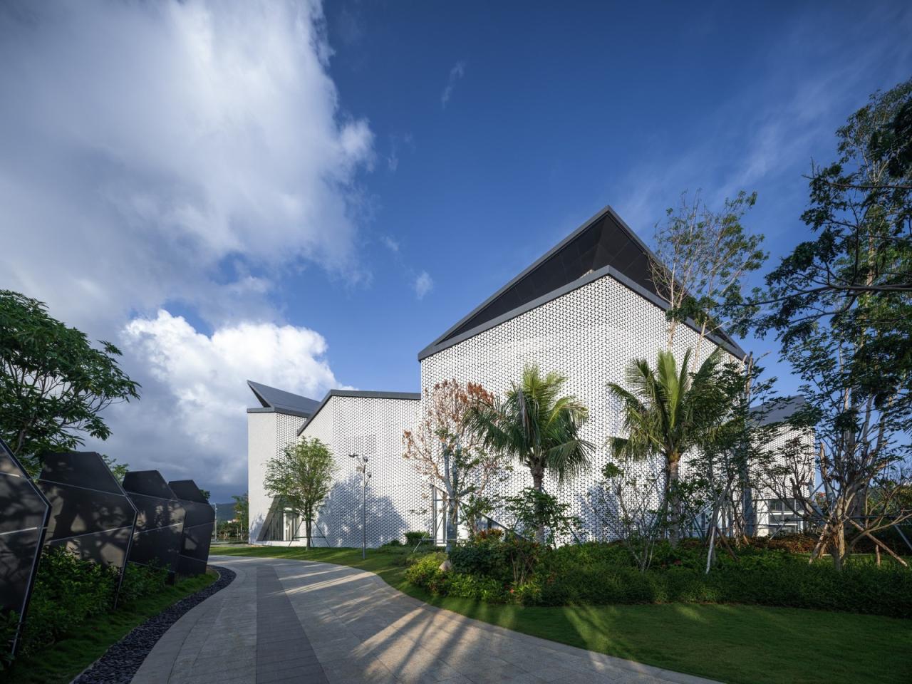 BIM建筑|三亚崖州湾科技城产业促进中心 / Gensler