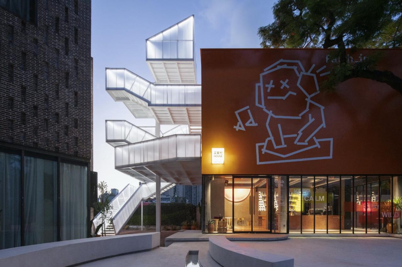 BIM建筑|工业遗址世界里的橙色糖果-未来社HOUSE / Wutopia Lab