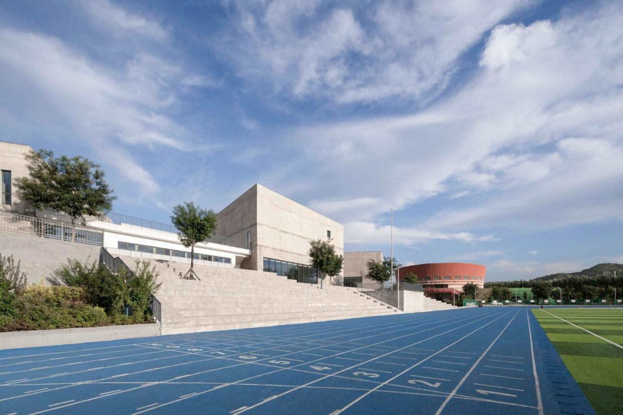 BIM建筑|友兰中学图艺综合楼 / WAU建筑事务所