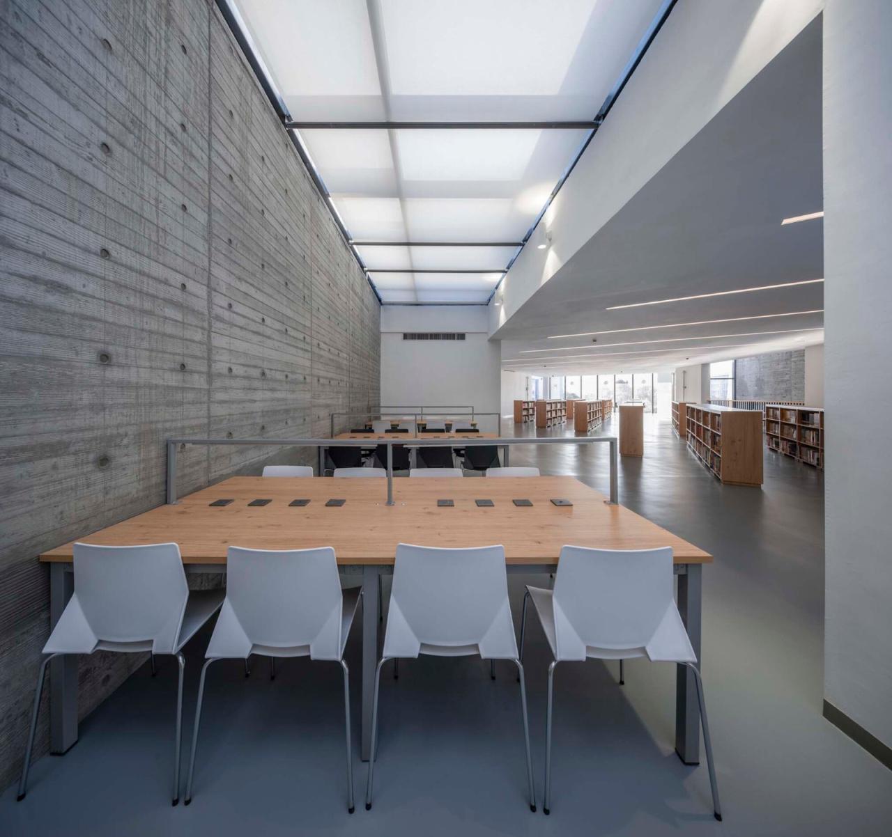 BIM建筑|友兰中学图艺综合楼 / WAU建筑事务所