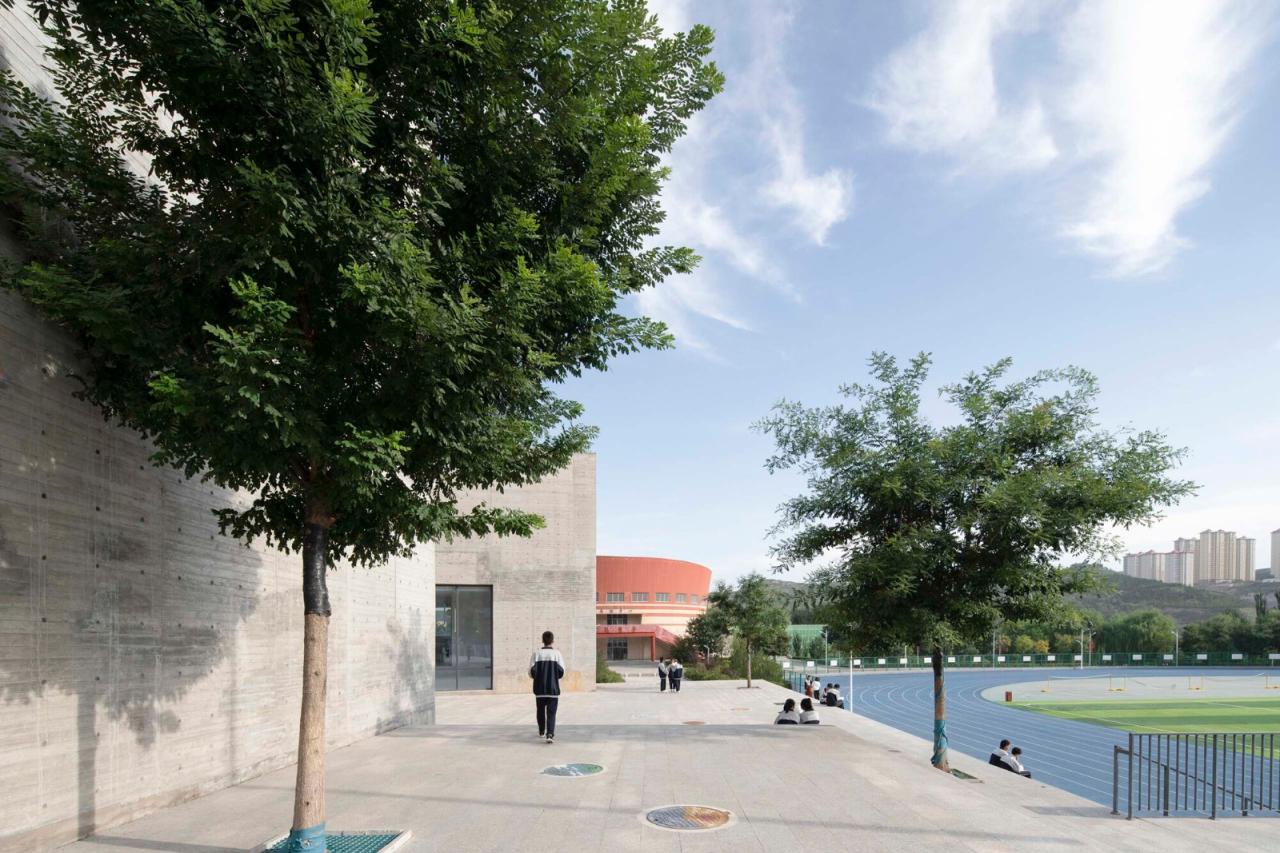 BIM建筑|友兰中学图艺综合楼 / WAU建筑事务所