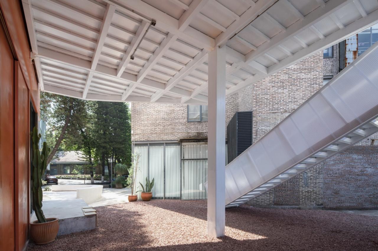 BIM建筑|工业遗址世界里的橙色糖果-未来社HOUSE / Wutopia Lab