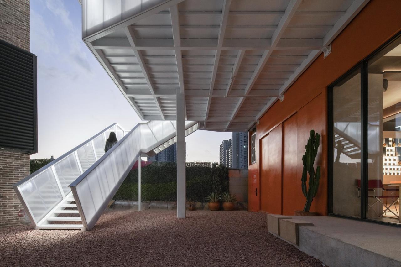 BIM建筑|工业遗址世界里的橙色糖果-未来社HOUSE / Wutopia Lab