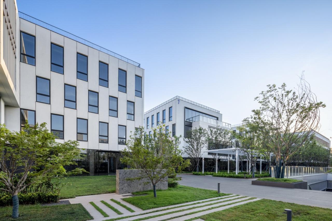 BIM建筑|南京紫金山麓首个AI人工智能产业载体 / 三益中国