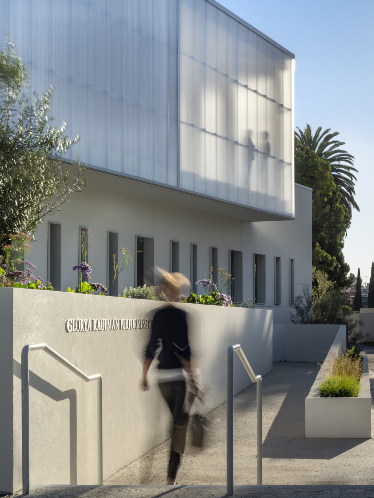 BIM建筑|Glorya Kaufman 表演艺术中心 / AUX Architecture