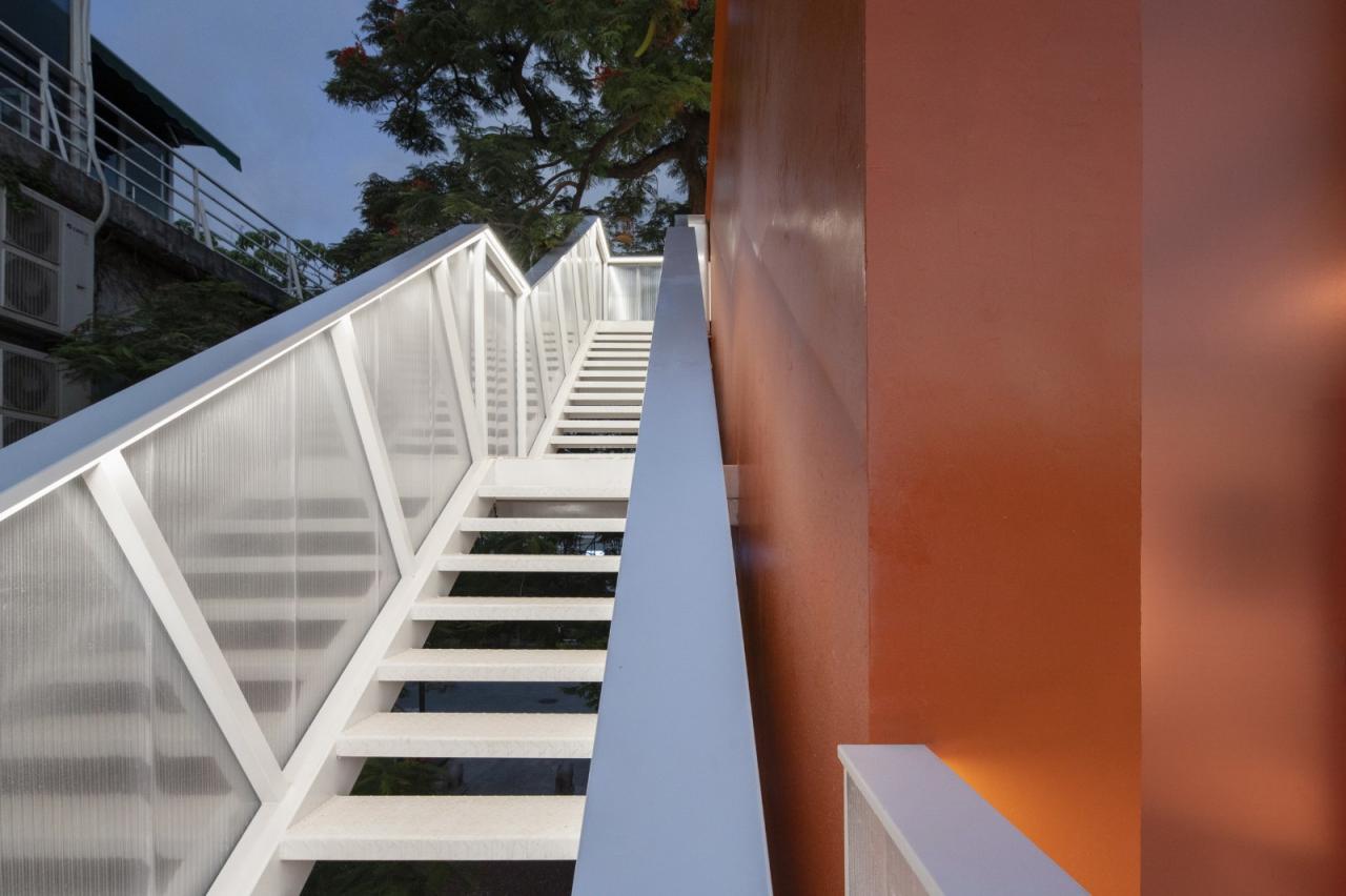 BIM建筑|工业遗址世界里的橙色糖果-未来社HOUSE / Wutopia Lab