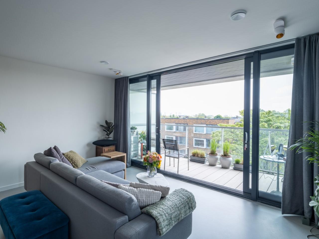 BIM建筑|从教堂到公寓的更新改造 / HOYT Architecten