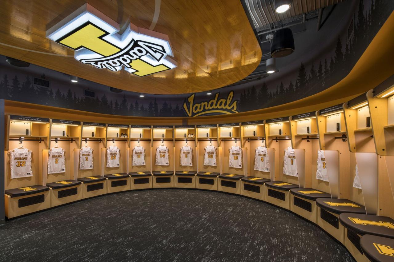 BIM建筑|爱达荷大学中央信用合作社体育馆 / Opsis Architecture