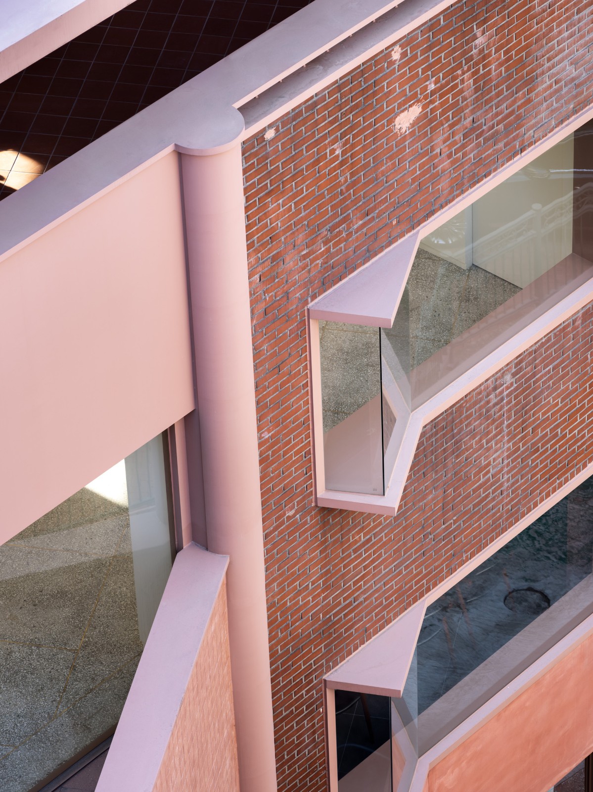 BIM建筑|Piknic 2020 文化中心 / Indiesalon