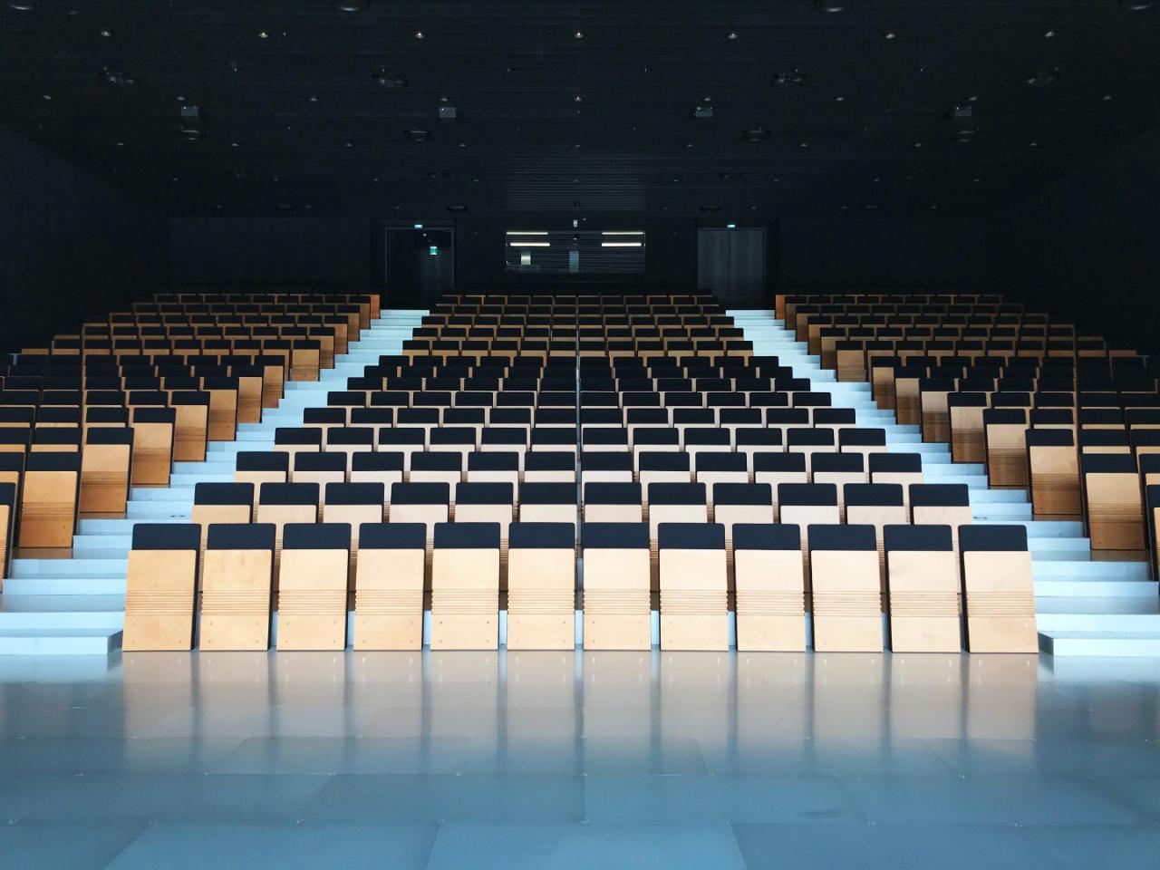 BIM建筑|韩国现代集团全球合作伙伴中心+庆州大学校园区 / Hyunjun Mihn + mp_art architects