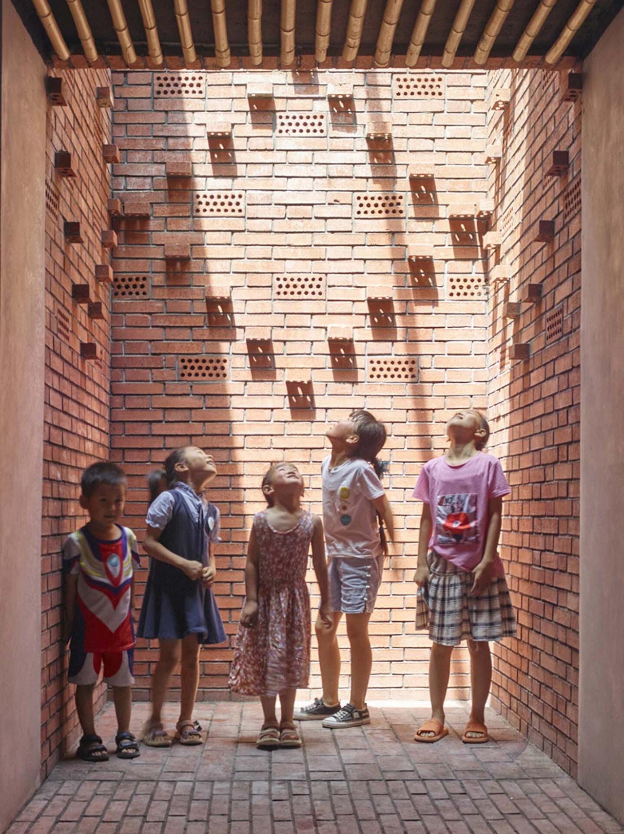 BIM建筑|云寨村社区活动中心 / 清华大学建筑设计研究院