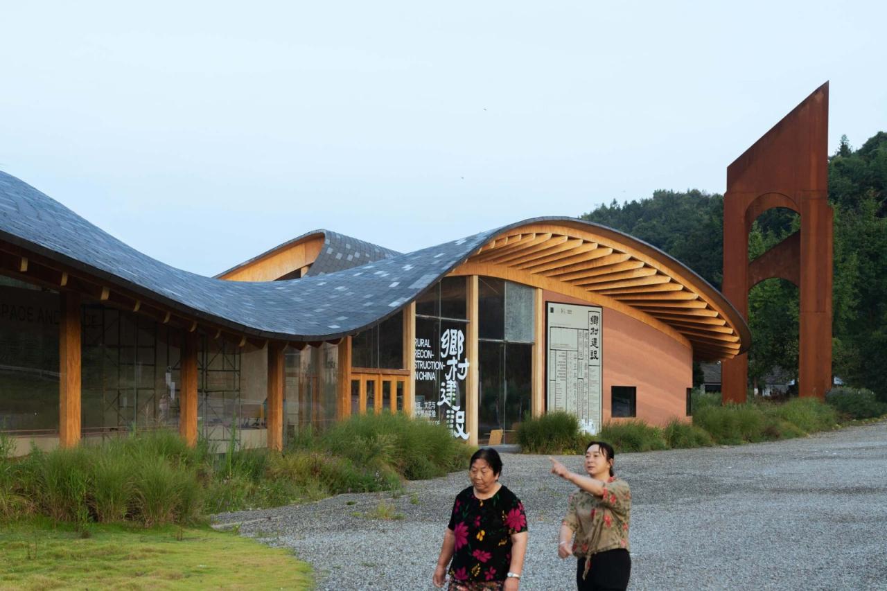 BIM建筑|柒村艺术设计中心 / 时地建筑