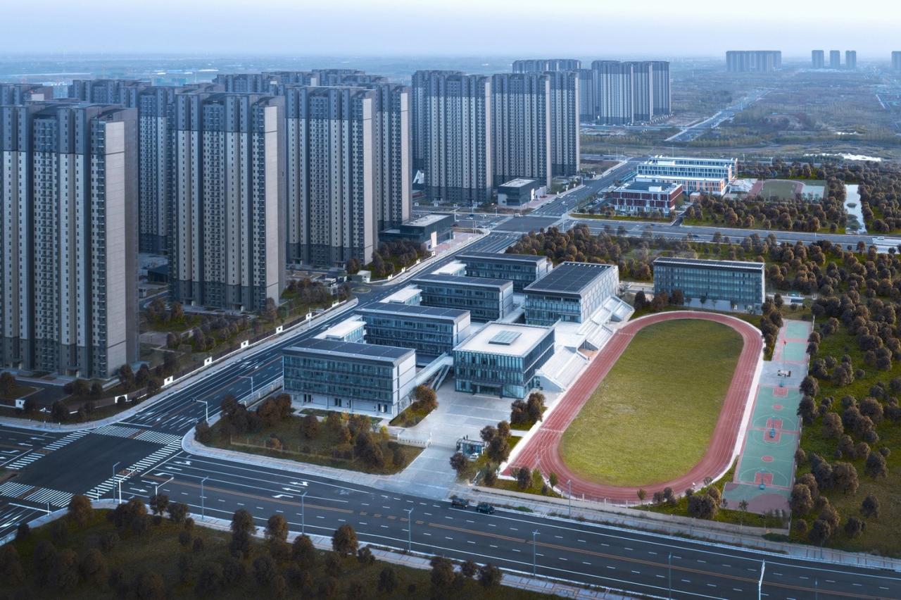 BIM建筑|郑州航空港第八安置区配套中学暨郑州第130中学 / 上海联创设计集团