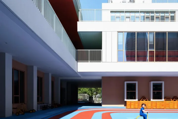 BIM建筑|这可能是小城幼儿园的天花板了：陕西安康高新第五幼儿园 / UUA建筑师事务所