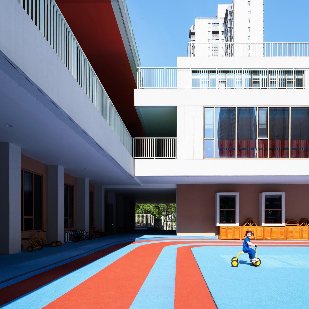 BIM建筑|这可能是小城幼儿园的天花板了：陕西安康高新第五幼儿园 / UUA建筑师事务所