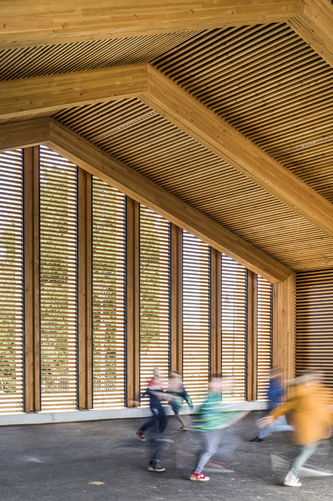 BIM建筑|Les Coteaux Fleuris 学校 / HEMAA Architectes + Hesters Oyon