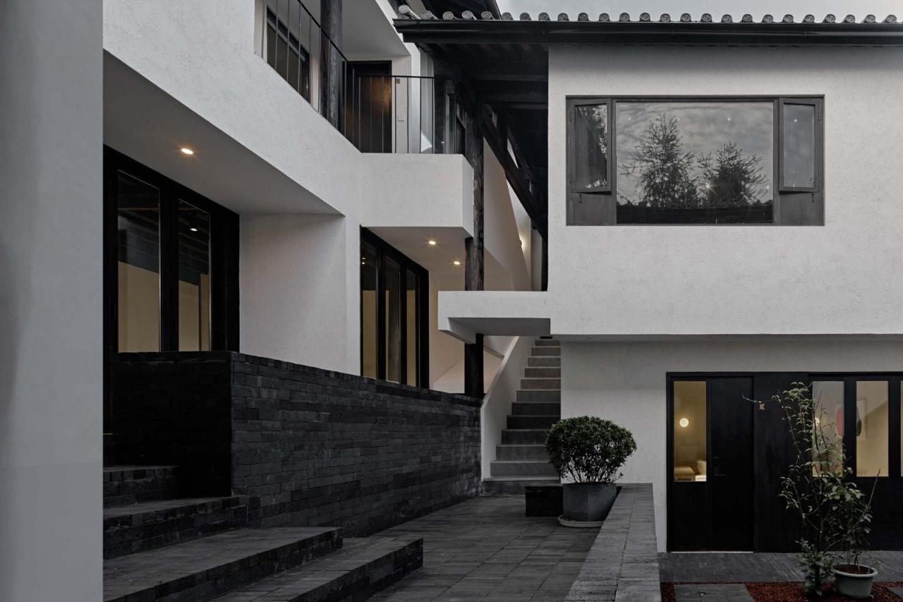 BIM建筑|腾冲叁柒廿壹院子 / 亼建筑