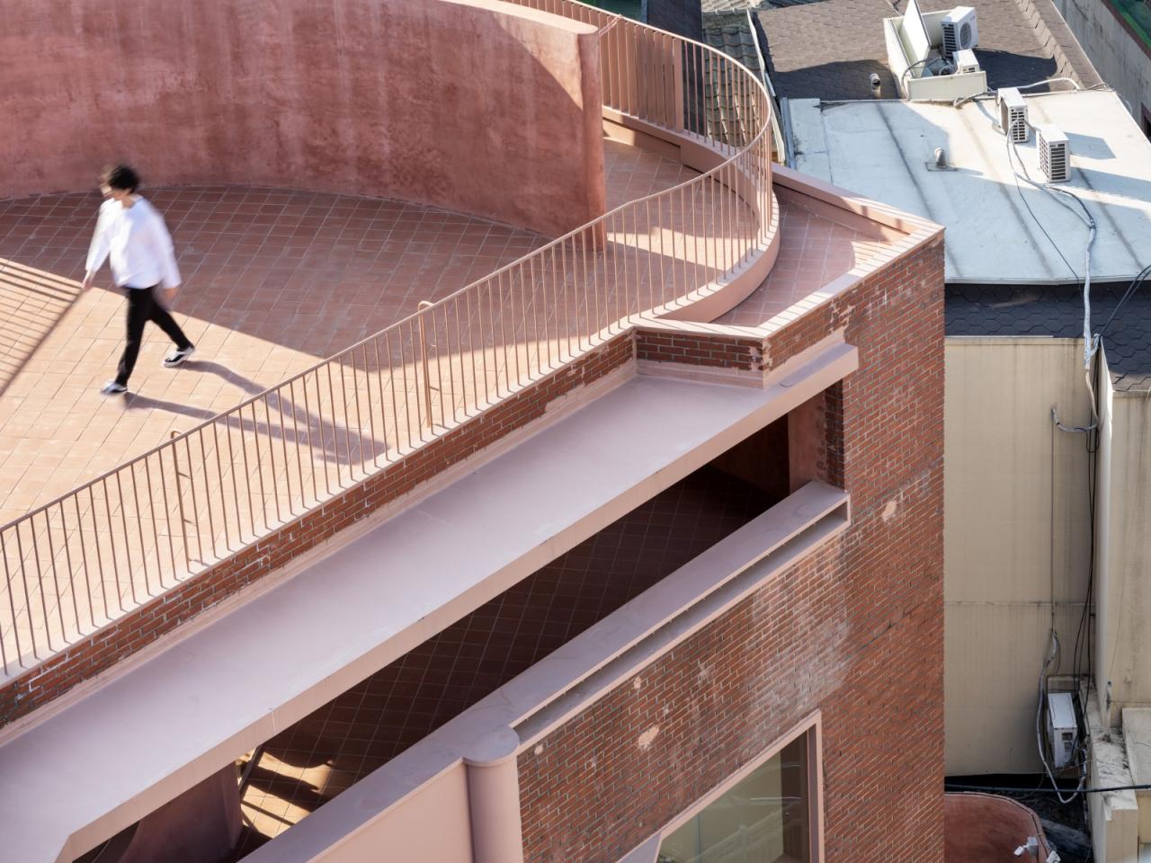 BIM建筑|Piknic 2020 文化中心 / Indiesalon