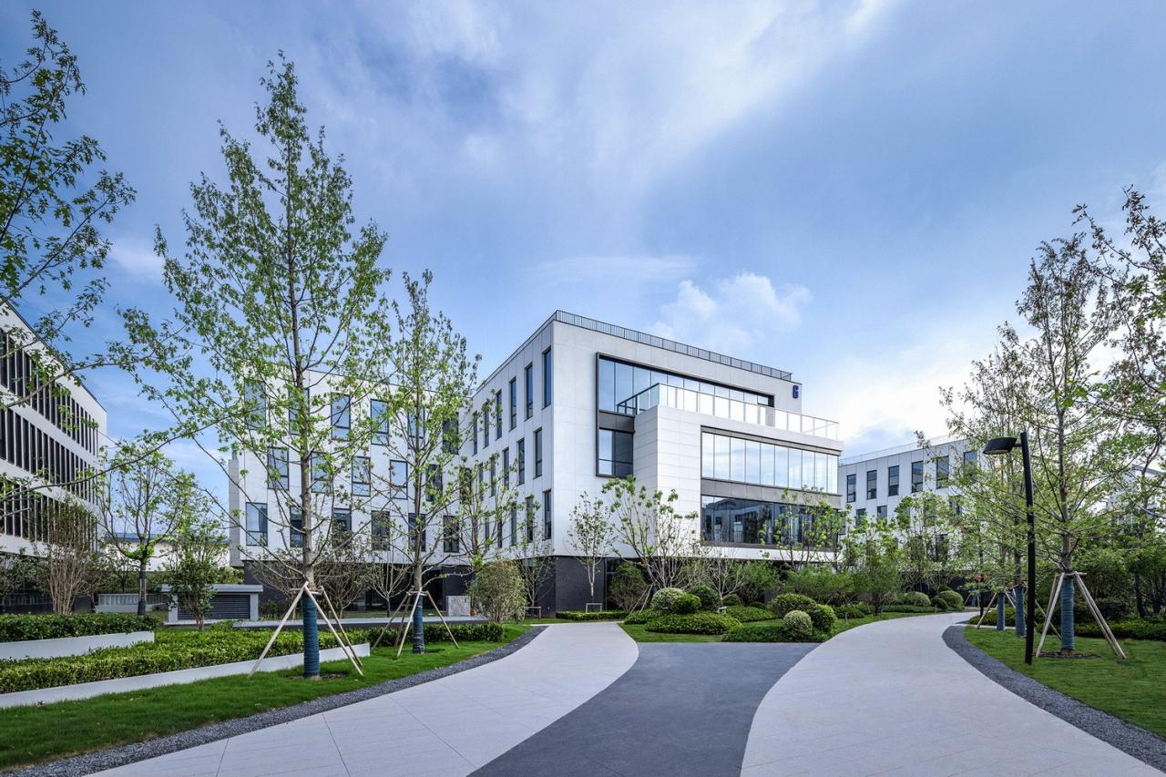 BIM建筑|南京紫金山麓首个AI人工智能产业载体 / 三益中国