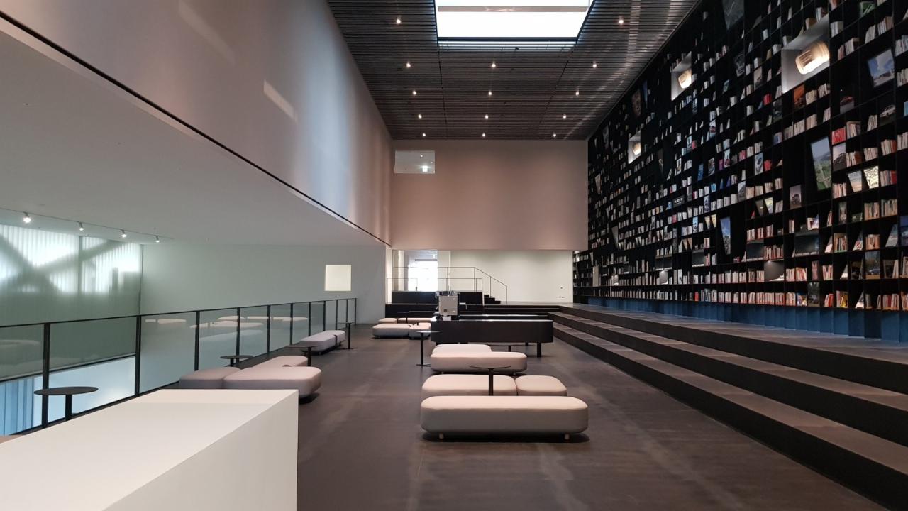 BIM建筑|韩国现代集团全球合作伙伴中心+庆州大学校园区 / Hyunjun Mihn + mp_art architects