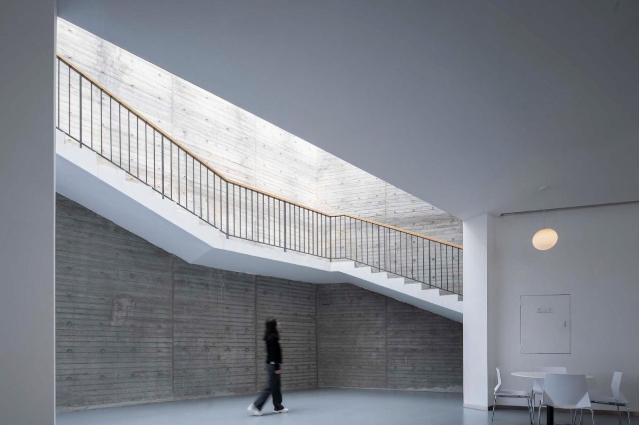 BIM建筑|友兰中学图艺综合楼 / WAU建筑事务所