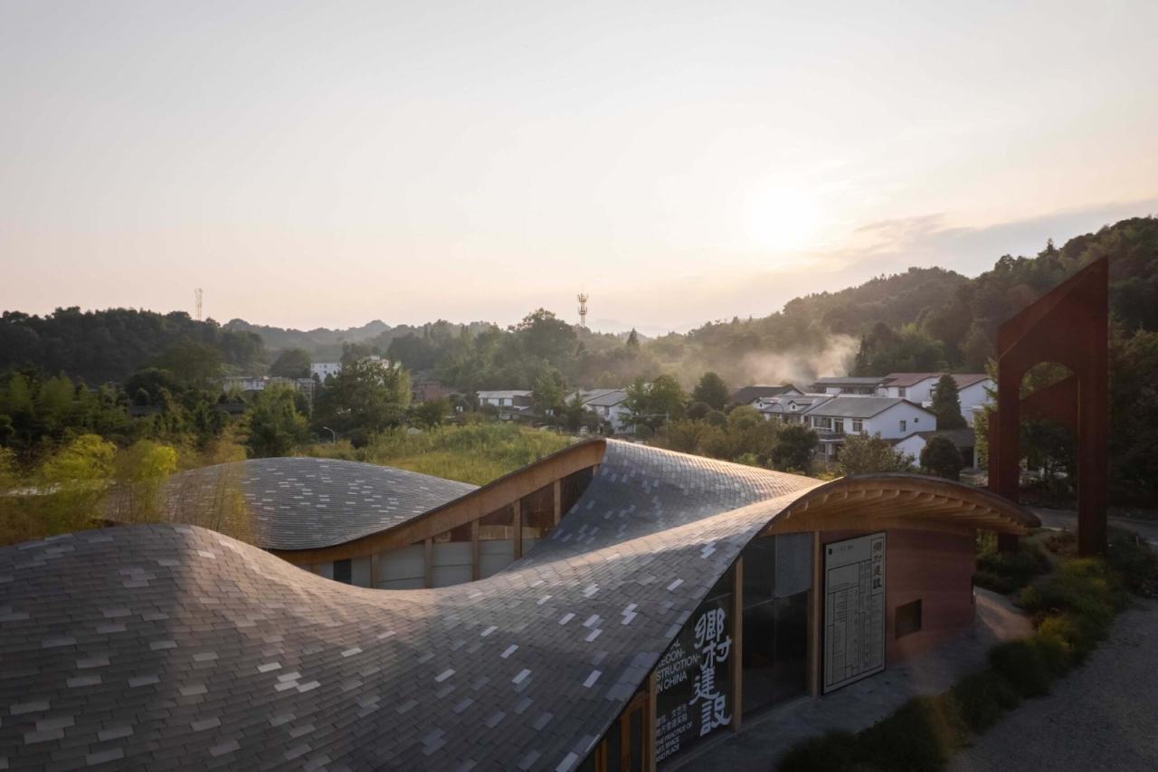 BIM建筑|柒村艺术设计中心 / 时地建筑