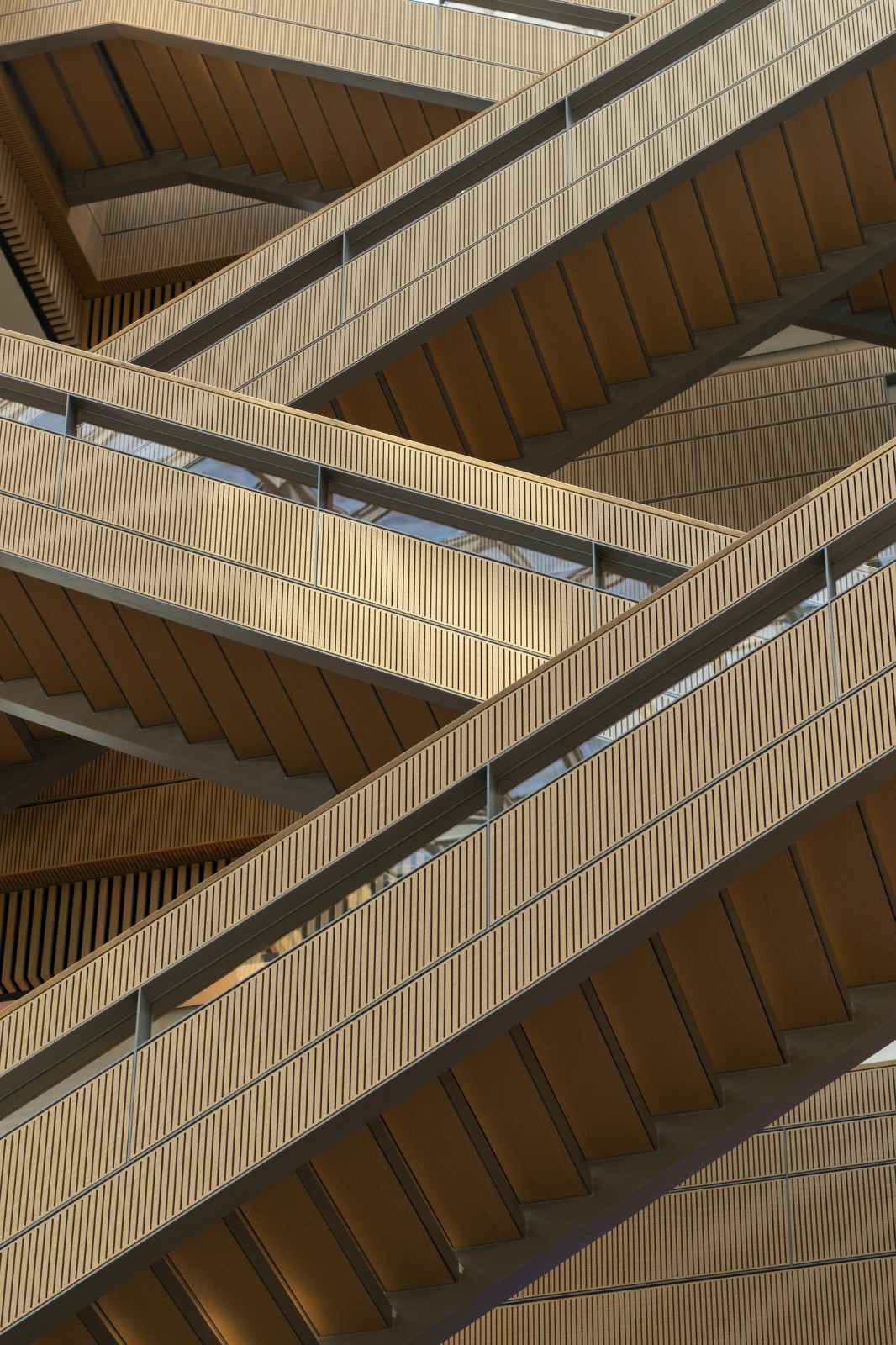 BIM建筑|辉凌制药总部 / Foster + Partners