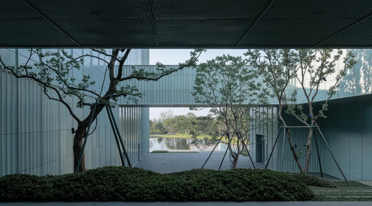 BIM建筑|雅达剧院：山林与舞台 / goa大象设计