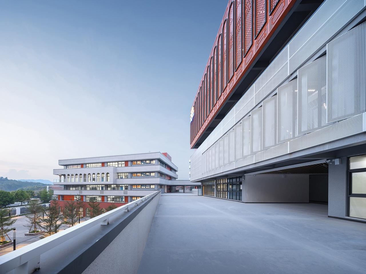 BIM建筑|台山市广旭实验学校 / 象外营造工作室